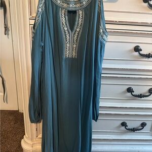 Time and Tru Blue Embroidered Long Sleeve Dress
